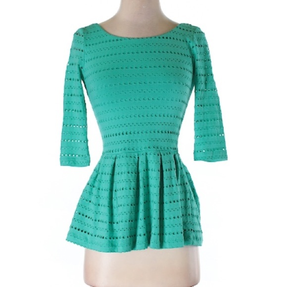 Eight Sixty scoop neck 3/4 Sleeve Blouse peplum top size XS - Picture 1 of 2